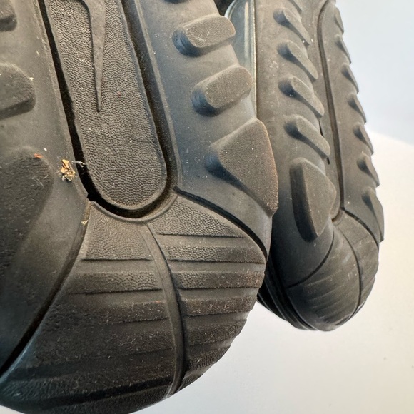 Nike Air Max 2090 Mens Shoes Size 10.5 Wolf Gray Yellow Black Running Athletic - Picture 12 of 16